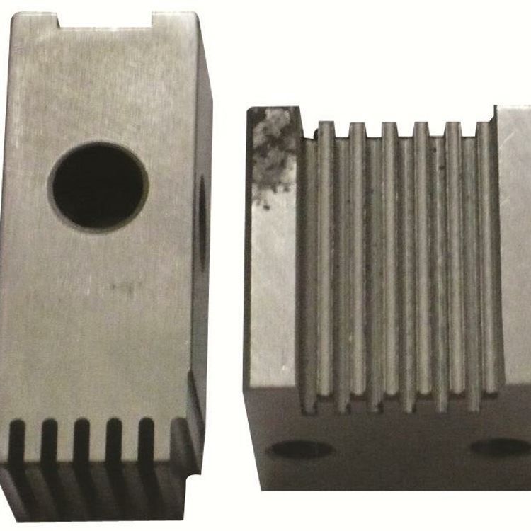 OTP模具打端子刀模裁线剥皮刀模铜鼻子铆压刀片跨境热销冲压机