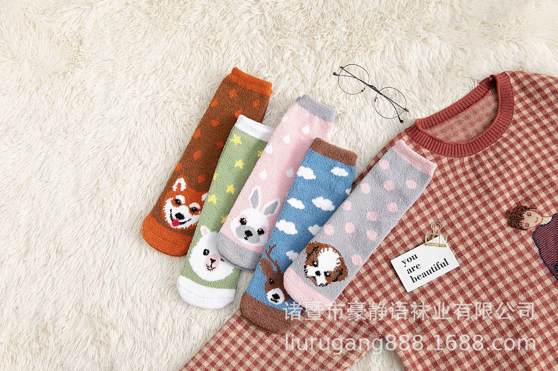 2019 autumn and winter new coral velvet warm thick cotton socks Japanese and Korean cute animal head men and women couple socks