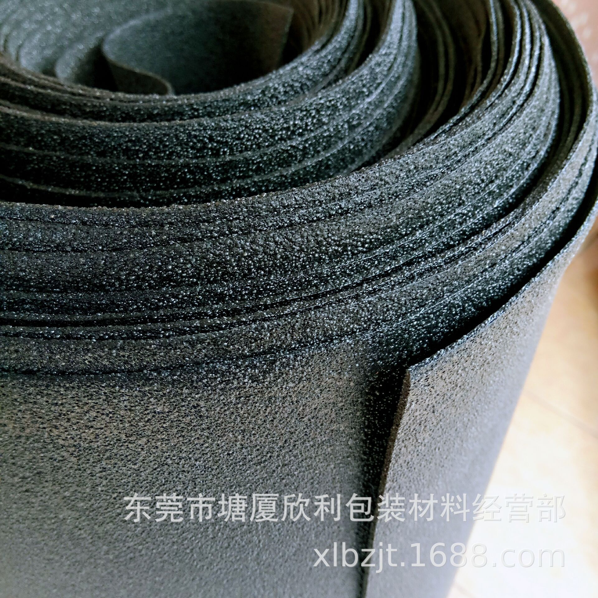 XPE泡棉内衬架桥PE模切泡棉垫XPE冲型防静电棉化妆品内衬泡棉托盘