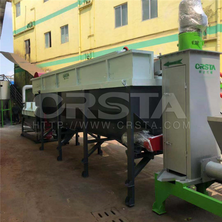 废塑料蓝桶处置再利用清洗破碎机，HDPE包装蓝桶回收利用机