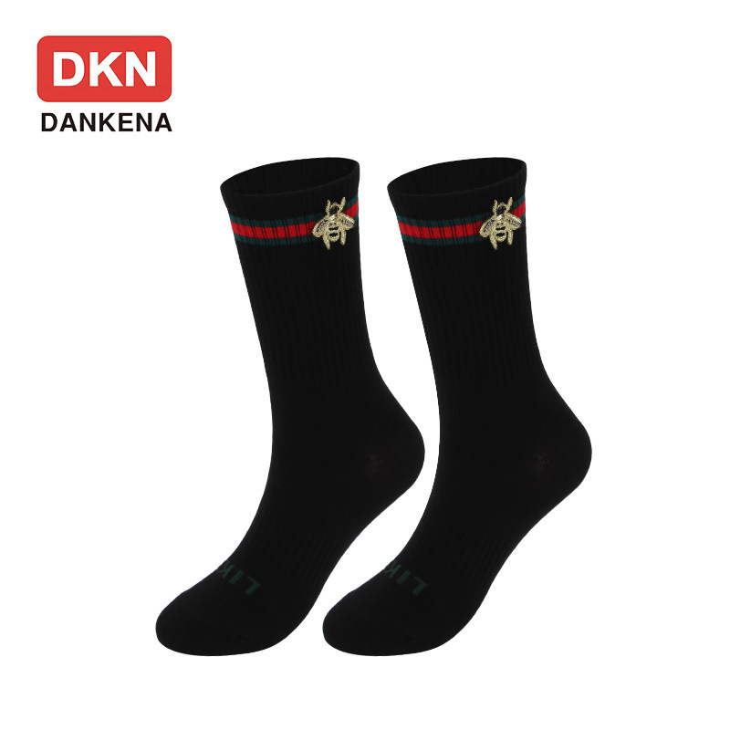 Chaussettes de sport en coton à rayures noires et blanches pour couple, nouvelle collection automne-hiver 2025d, mi-mollet, pour étudiants, lettres, skateboard_voghion.com