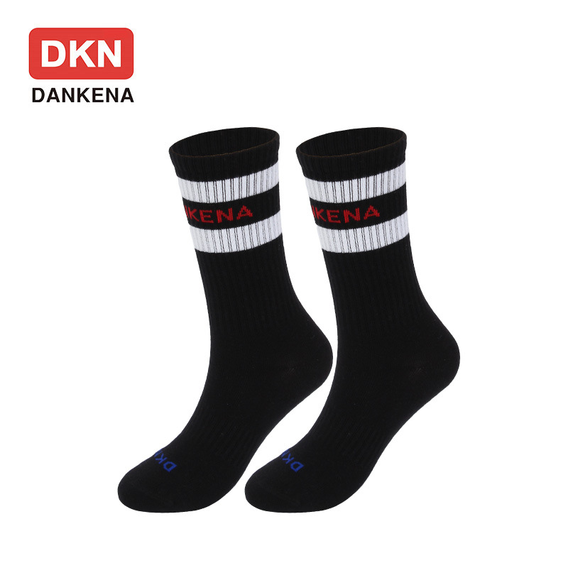 Chaussettes de sport en coton à rayures noires et blanches pour couple, nouvelle collection automne-hiver 2025d, mi-mollet, pour étudiants, lettres, skateboard_voghion.com