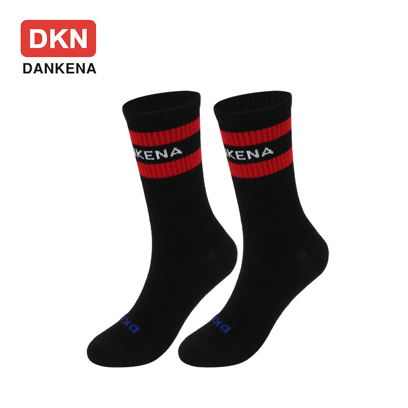 Chaussettes de sport en coton à rayures noires et blanches pour couple, nouvelle collection automne-hiver 2025d, mi-mollet, pour étudiants, lettres, skateboard_voghion.com