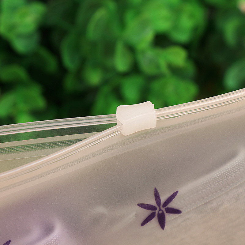 Bolsa de embalaje de ropa interior mate con cremallera mate semitransparente EVA bolsa universal de plástico en stock suministro directo de fábrica al por mayor