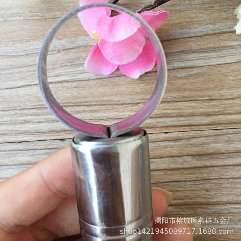 carousel-thumb-4