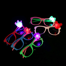 新奇特产品KT猫闪光眼镜 卡通发光眼镜架 地摊热卖儿童玩具批发