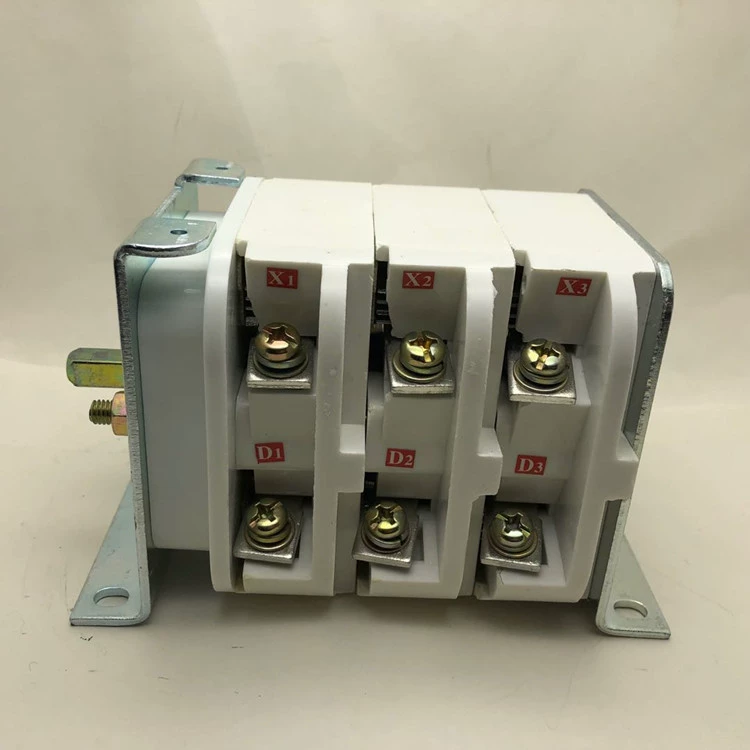 Прямая поставка с завода, изолирующий реверсивный переключатель NDH5-80A/1140 В, три секции