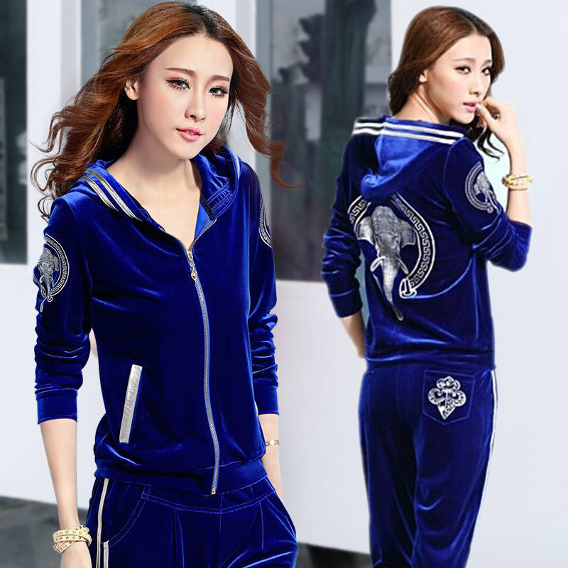 Spring and Autumn Velvet Casual Sports Suit for Women 2026 New Style Hooded Fashionable Velvet Sportswear Two-Piece Set