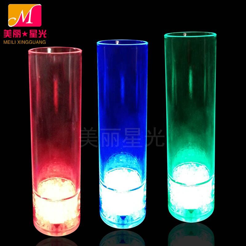 Taza de jugo led al por mayor 260ml taza luminosa de plástico de calidad alimentaria fabricante de taza de jugo de luz intermitente colorida