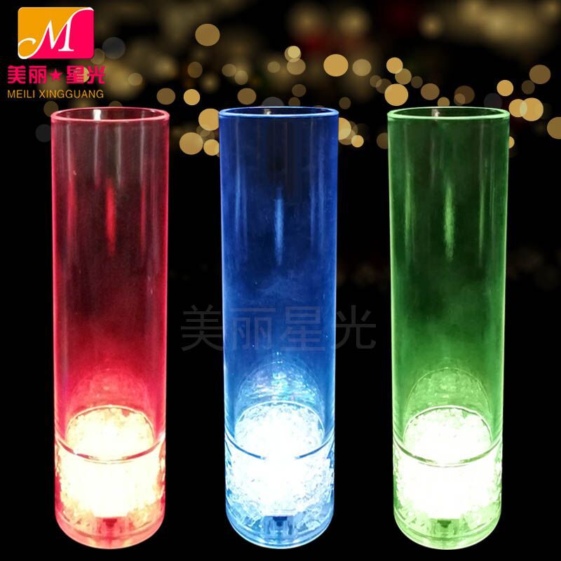 Taza de jugo led creativa Taza de jugo luminoso de plástico de grado alimenticio 260ml Fabricante de fuente de taza luminosa de jugo