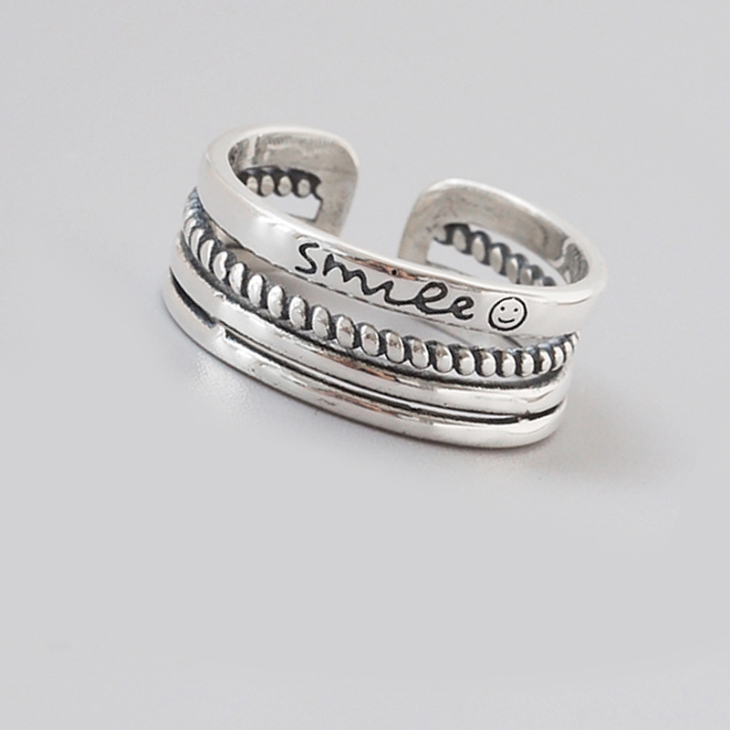 レトロなアルファベットの指輪の組み合わせins韓東大門ヒップホップはs 925銀の英語の指輪の対外貿易の卸売りをめっきします。