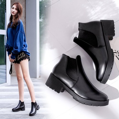  New Short Boots Low Heel Martens Boots Women's Autumn/Winter New Fashion Small Leather Shoes Round Toe Women's Shoes Manufacturer