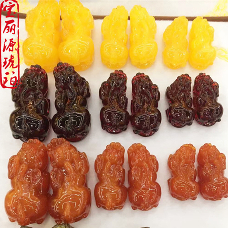 琥珀蜜蜡貔貅浮盐水荧光血珀鸡油黄蓝珀摆件老蜡白蜜坠宝石文玩