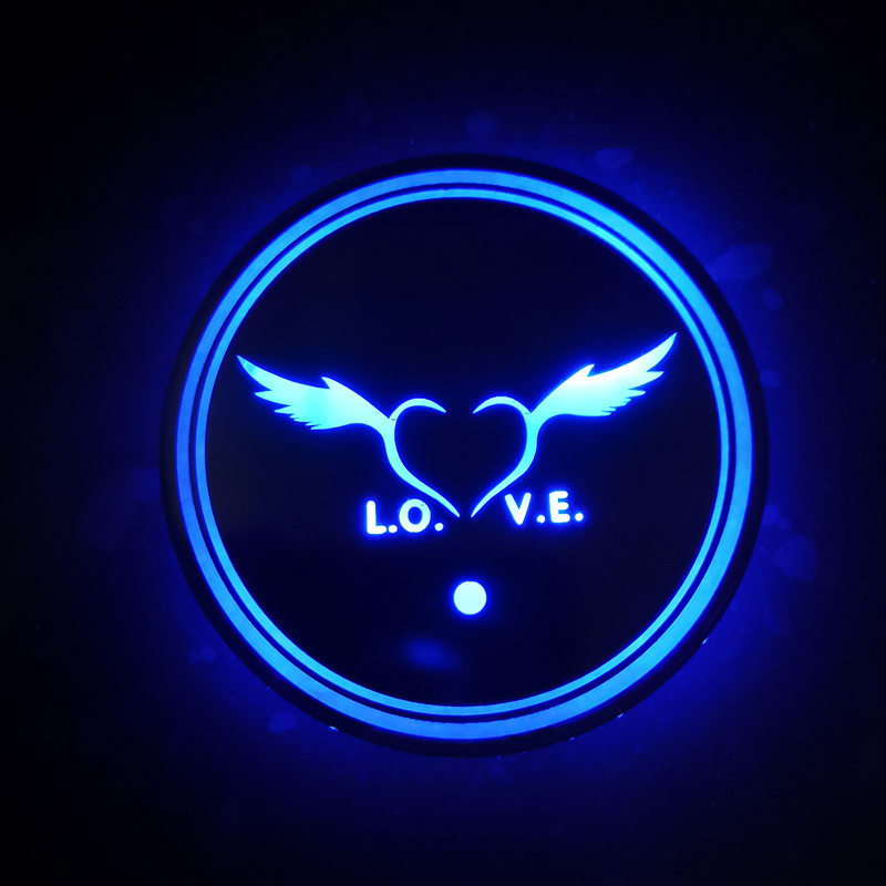 Coche montaña rusa de agua luminoso LED montaña rusa de agua colorido USB coche interior faro pareja regalo suministros de coche