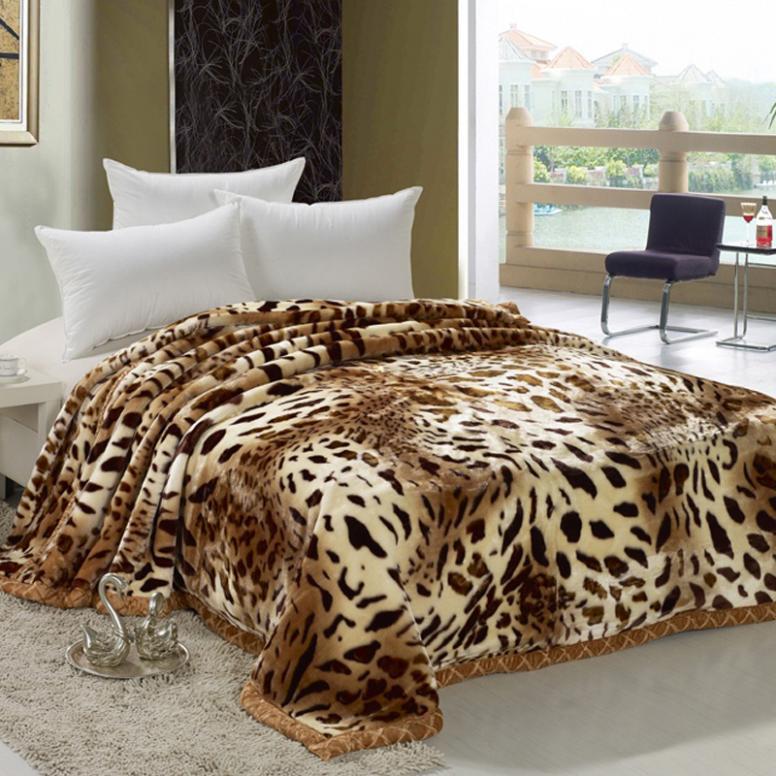 Fábrica al por mayor manta Raschel edredón engrosada de doble capa invierno nudo boda manta Individual Doble estudiante manta de terciopelo