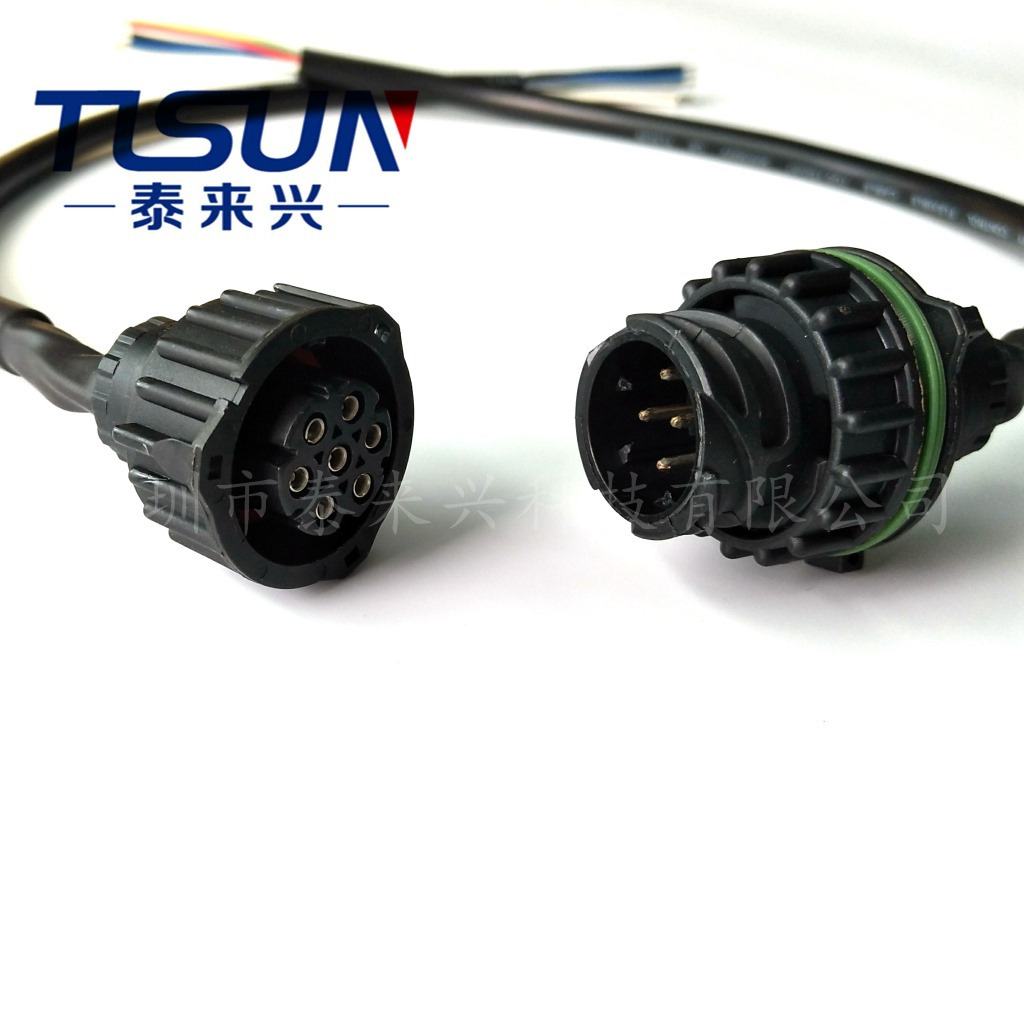 加工线  汽车连接器防水接插件 线束 配端子 圆形7孔护套