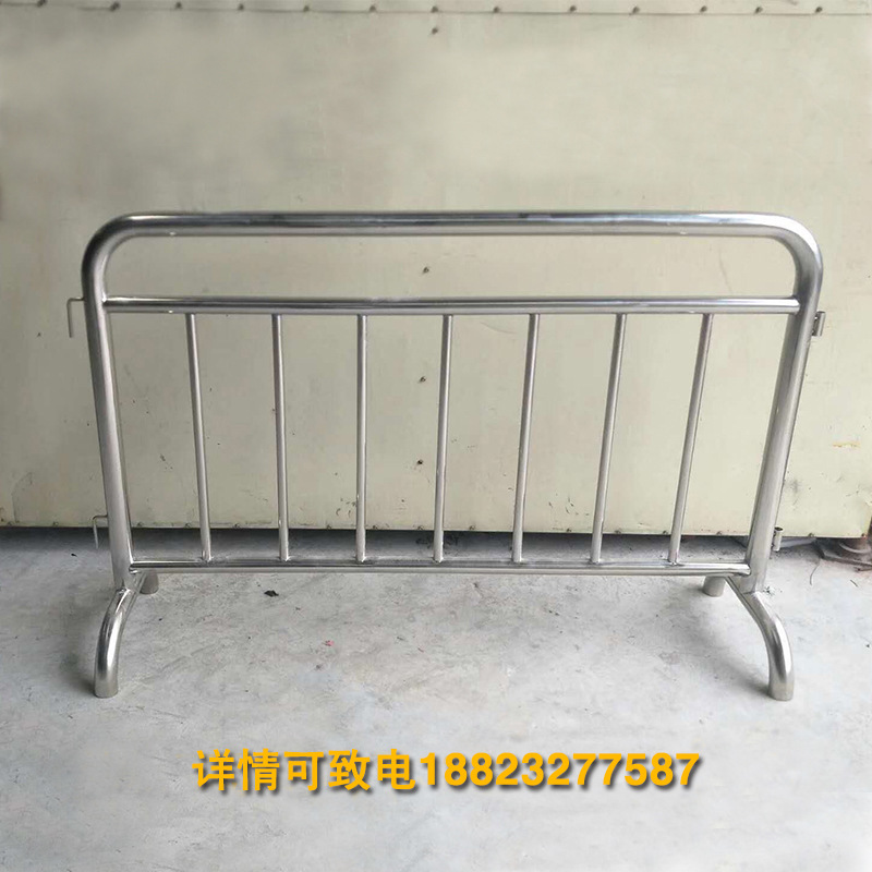 益宙不锈钢铁马护栏交通安全隔离栏道路市政护栏广场地铁护栏牛津