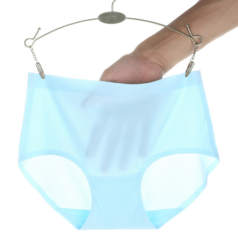 Xiaotianer seamless ice mesh breathable underwear ladies high elastic adhesive quick-drying briefs wholesale real price