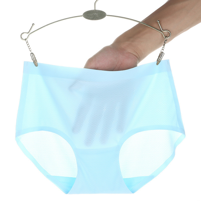 Xiaotianer seamless ice mesh breathable underwear ladies high elastic adhesive quick-drying briefs wholesale real price