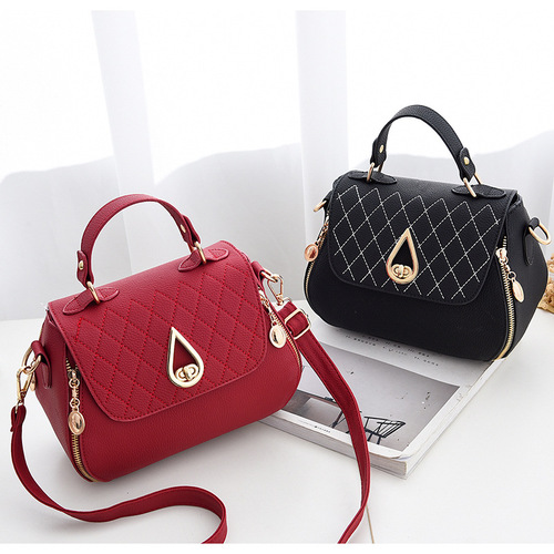 Bag  New Women's Handbag Small Bag Japanese and Korean Style Simple V-Shaped Small Square Bag Fashion Shoulder Bag Crossbody Bag