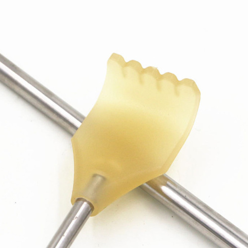 Four-section stainless steel telescopic scratching rake for daily use at home.