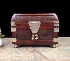 Red Sandalwood Makeup Box with Chang'e Flying to the Moon, Redwood Jewelry Box with Vintage Chinese Style, Birthday Gift for Girls