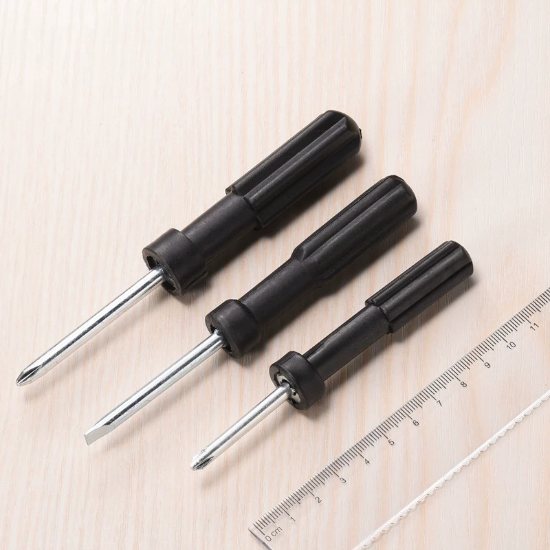 Прямые поставки с завода: универсальные плоские и крестовые отвертки с железными деталями, нескользящие, облегчающие работу, долговечные, крестообразные.