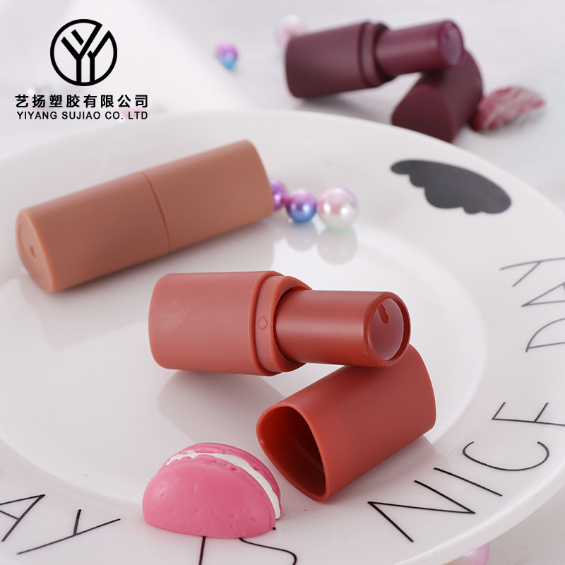 艺扬供应小样口红管三角形多色橡皮漆手感较好唇膏管美妆喷色工艺