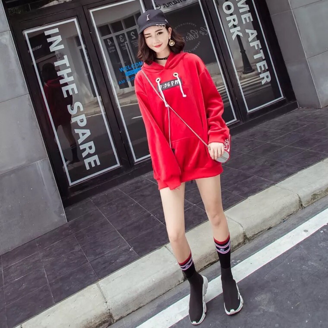 En stock Comercio exterior impermeable cordón auricular ropa con sombrero suéter ropa regalo cordón auricular con cable