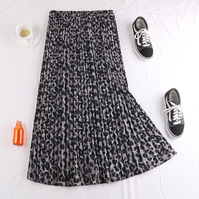 Black leopard print