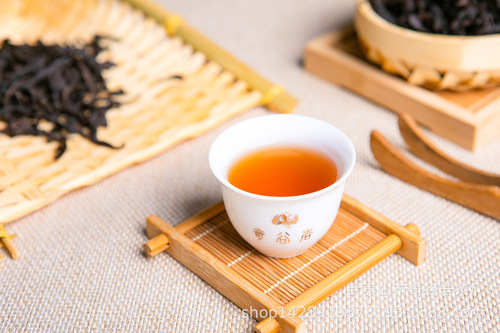 Wholesale Da Hong Pao Tea for Bubble Tea Shops, Supermarkets, and Hotels, Oolong Tea, Strong Aroma