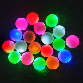 厂家直销发光球 恒亮闪光球 LED灯电子芯夜场打比赛专用高尔夫球