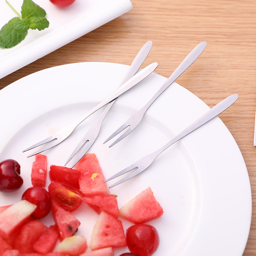 Stainless steel fruit fork, fashionable fruit pick, fruit fork, creative gift, factory direct sale