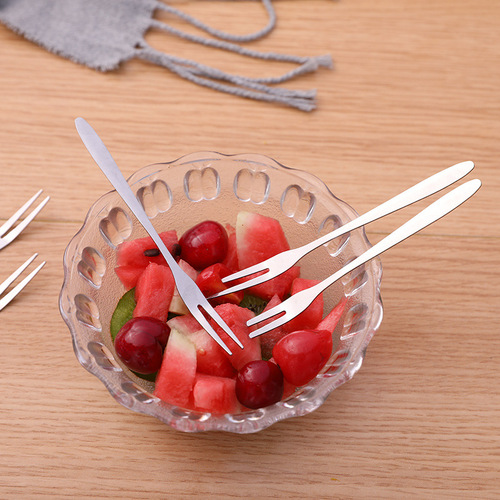 Stainless steel fruit fork, fashionable fruit pick, fruit fork, creative gift, factory direct sale