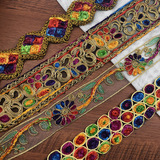 Точечный запас этнической кружевной веревки сцены вышива