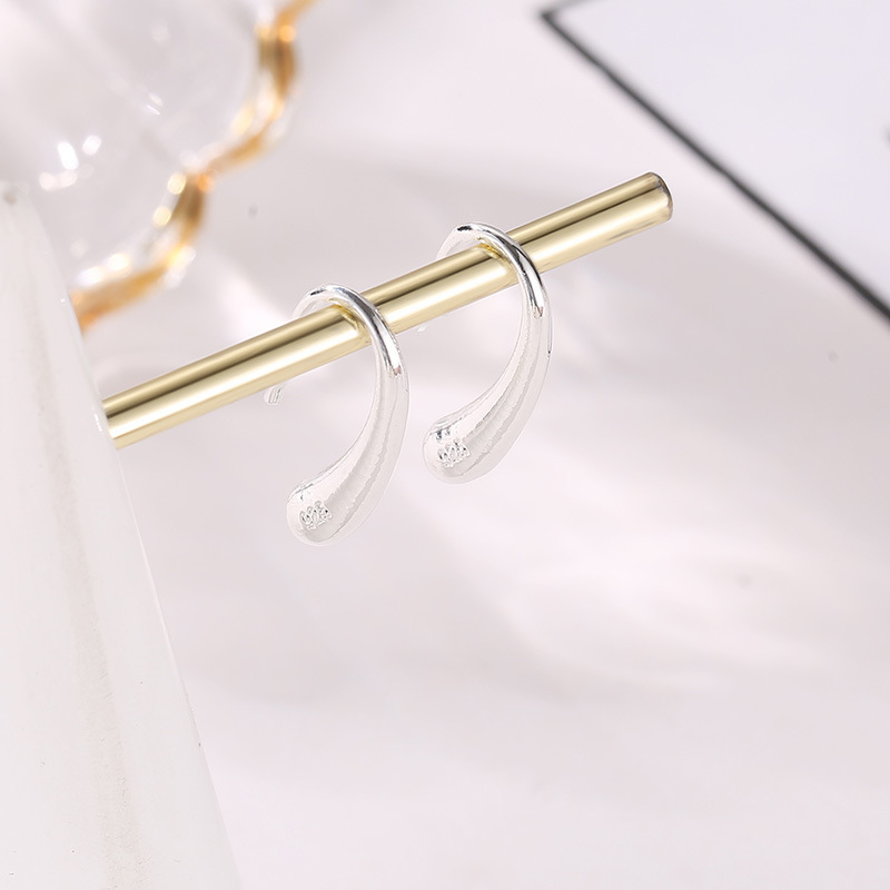 Europeo y americano exquisito gota de agua pulsera de moda electrochapado collar oído gancho anillo de joyería traje gota tipo conjunto de cuatro piezas