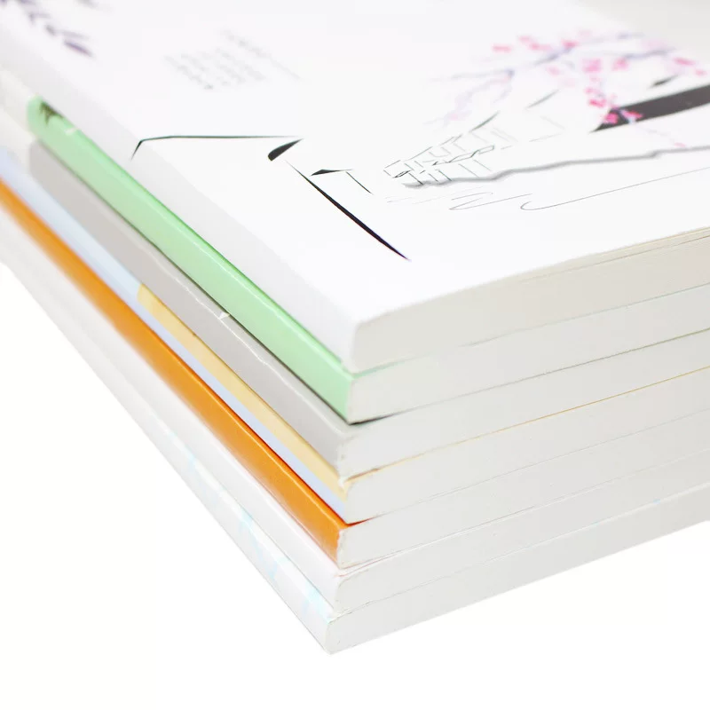 Copybook 32K (A5) — 86 листов, обложка 220 г, безоблачно-глянцевая бумага, лентаGel