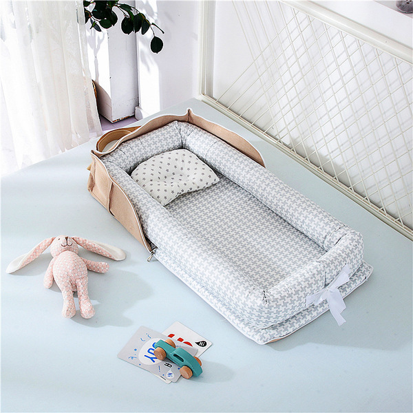 handheld children's protective pillow for mother and baby