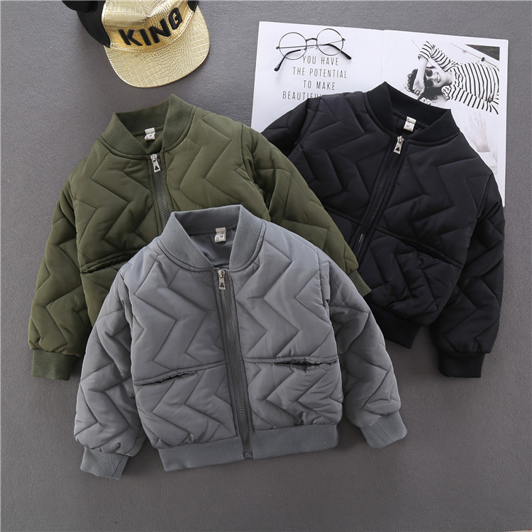 Abrigo de los muchachos engrosado Otoño e Invierno nueva Chaqueta de algodón cálido estilo occidental collar uniforme de béisbol moda entrega de una sola pieza