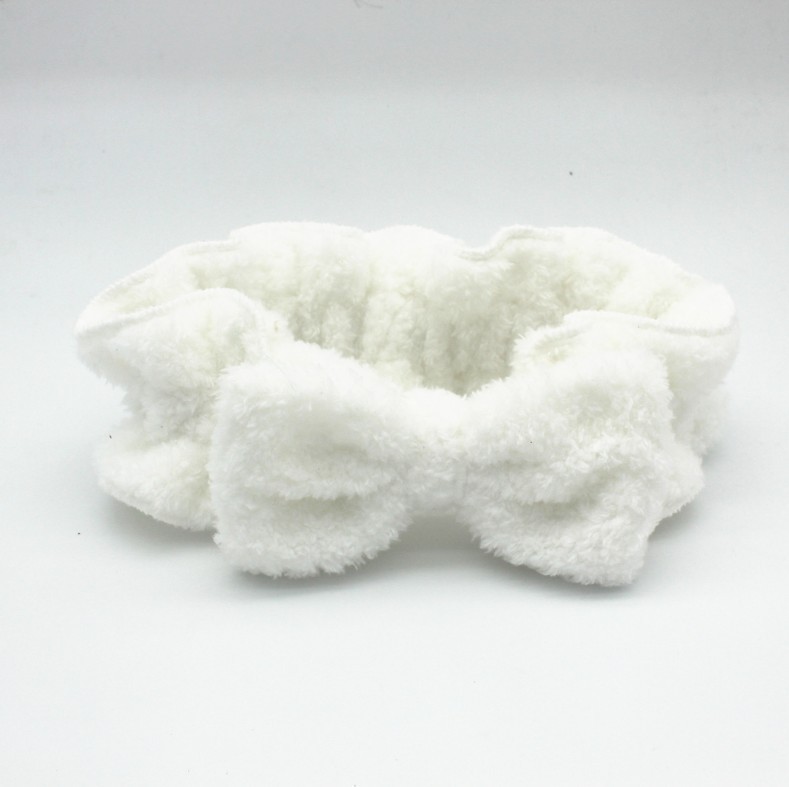 winter scarf with bow
