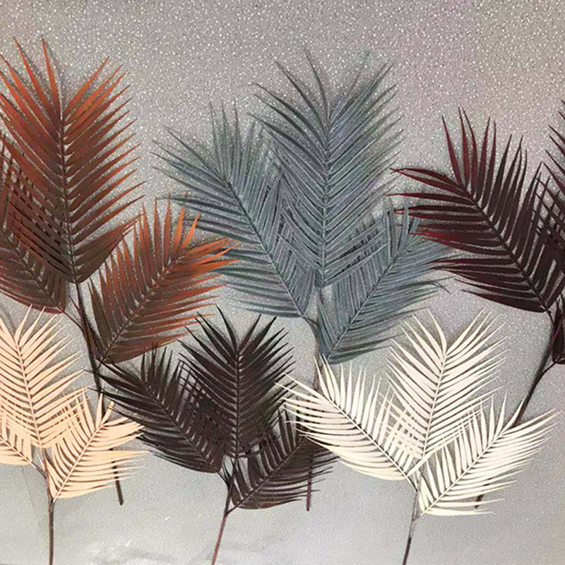 Factory direct sales trigeminal scattered tail leaf decorative plants flowers and plants plastic flower arrangement with green plant simulation grass
