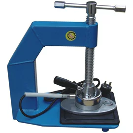 扒胎机;平衡机;举升机