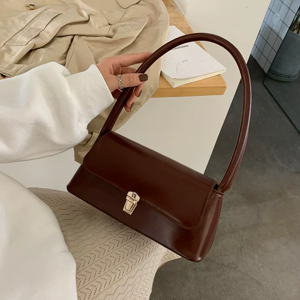 French small package western style underarm bag women's bag wholesale 2023 new fashion portable all-match ins shoulder bag