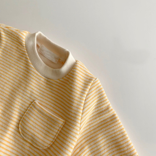 ins Korean version of infant striped velvet jumpsuit for men and women, fashionable simple casual thickened crawler winter clothing