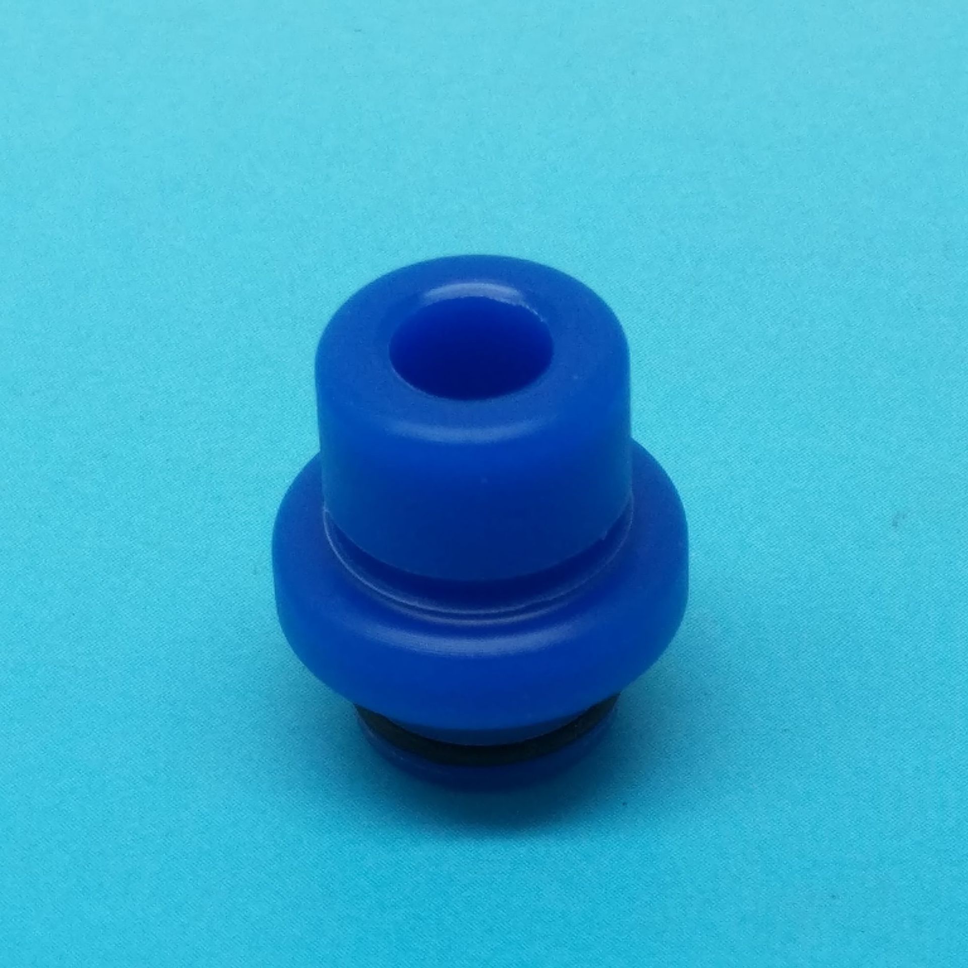 POM 플라스틱 블루