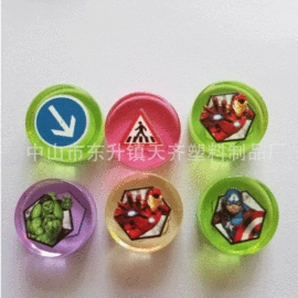 骰子、筹码;多米诺骨牌;游戏棋