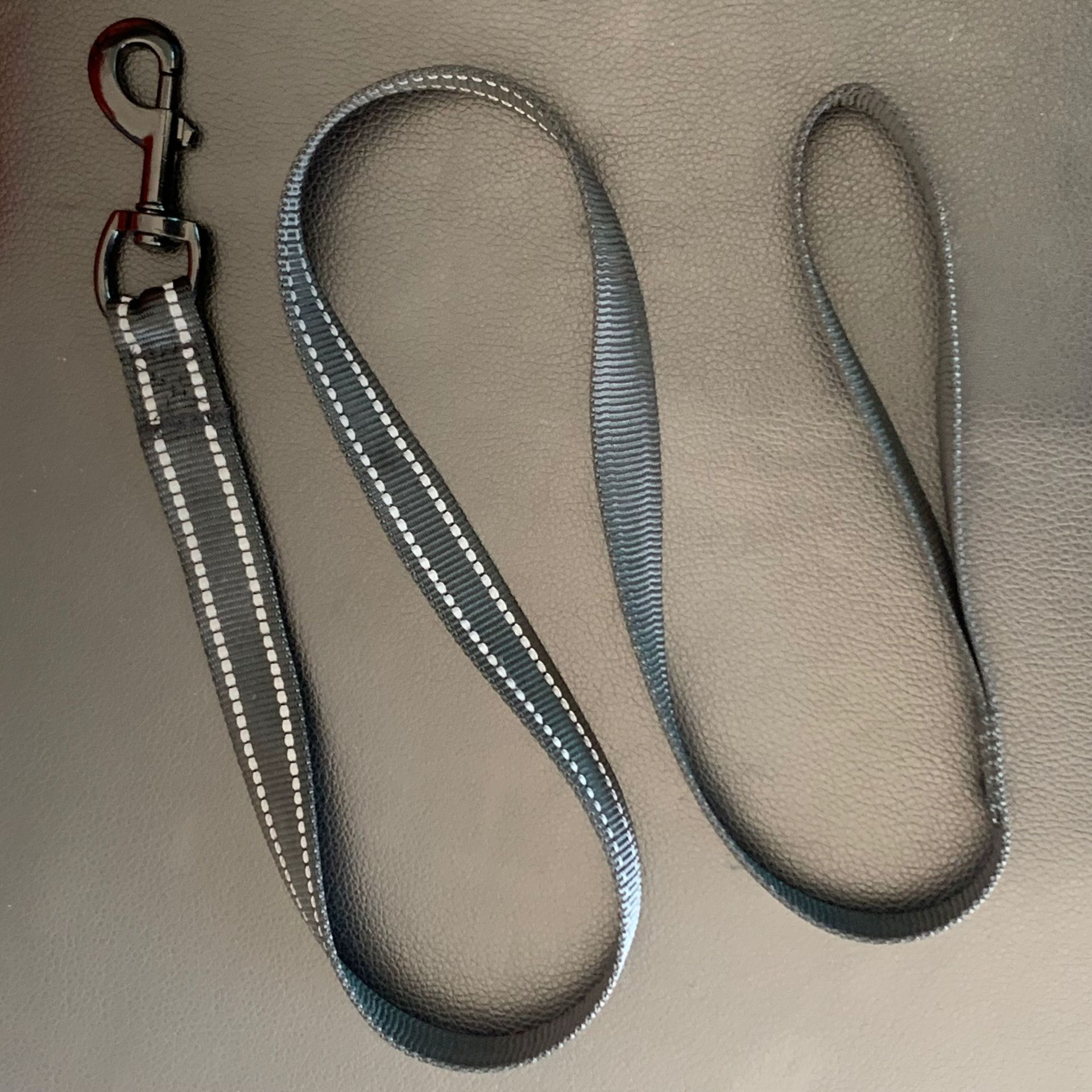 Amazon correa para mascotas correa de perro Cadena de perro pequeña y mediana mascota cuerda reflectante suministros para perros