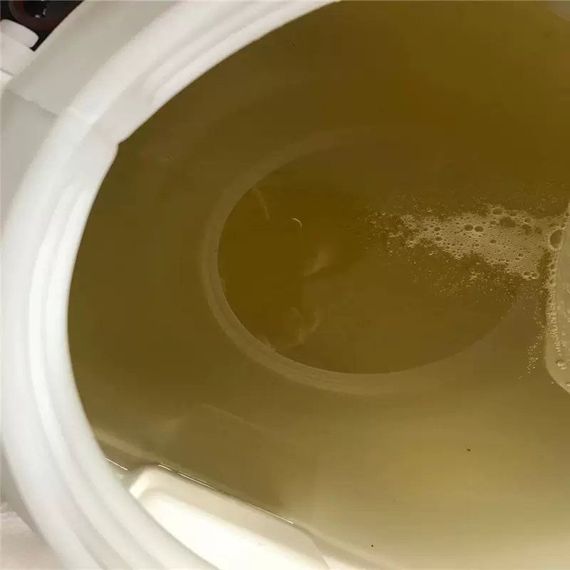 水溶性油酸酰胺OMA切削液母料水基金属切削液线切割液润滑脱模剂