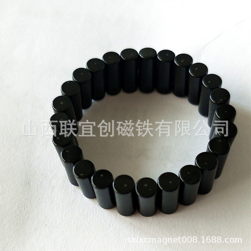 厂家供应4*12径向环氧树脂饰品磁铁 工艺品金色磁铁 塑胶压膜磁铁