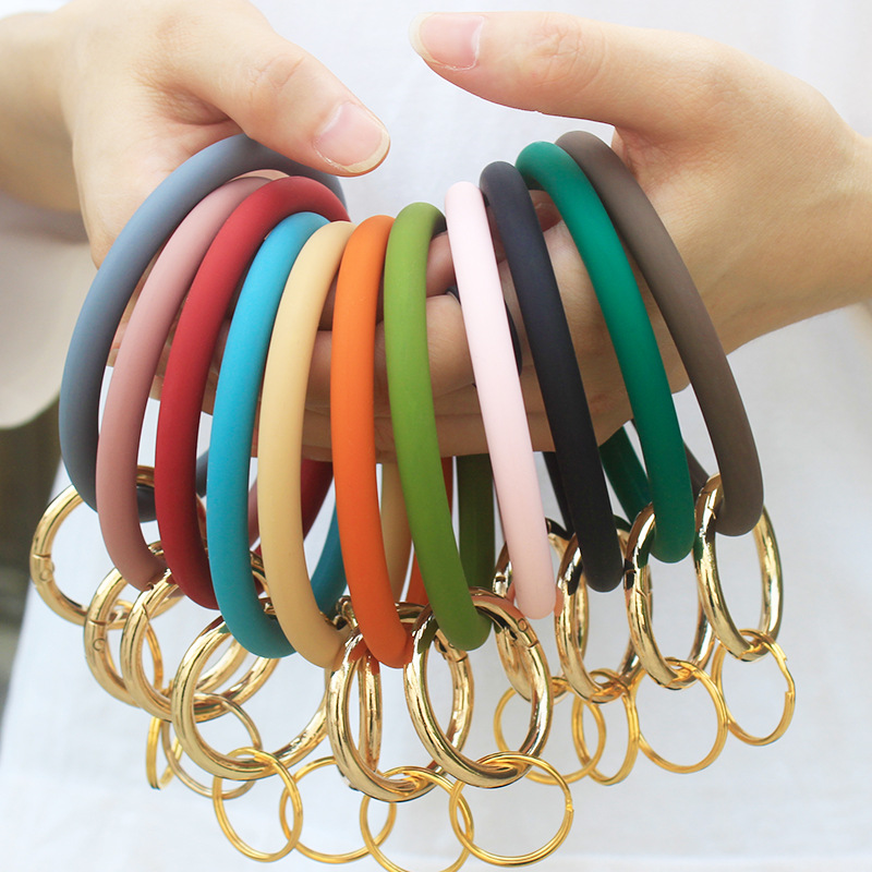 Large Round Silicone Bracelet Keychain Outdoor Sports Silicone Bracelet European and American Bracelet Key Case